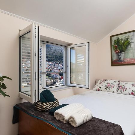 Denise Apartment ดูบรอฟนิก ภายนอก รูปภาพ