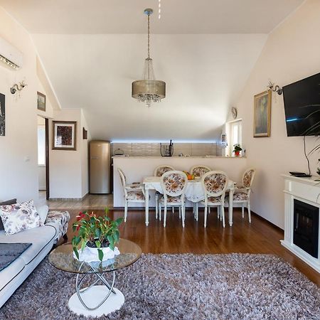 Denise Apartment ดูบรอฟนิก ภายนอก รูปภาพ